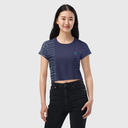 Versatile Women's Crop for Casual or Sporty Looks